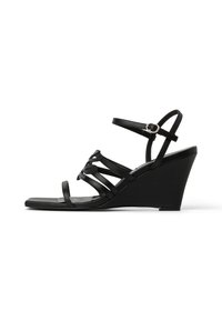 KARL LAGERFELD RIALTO - Sandale s punim potplatom - black
