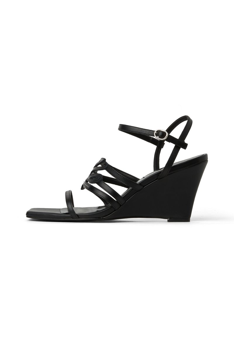 KARL LAGERFELD RIALTO - Sandale s punim potplatom - black