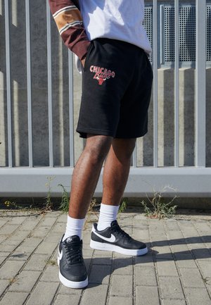 Chicago Bulls Shorts, Bulls Mesh Shorts, Performance Shorts