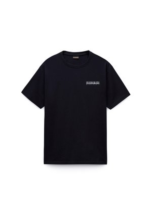 Camiseta negra de algodón con mangas cortas, cuello redondo y logo blanco impreso en el pecho izquierdo delantero. Textura suave, ajuste estándar.