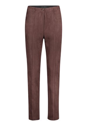 Bruine broek van suède-achtig materiaal met een voorste knoopsluiting en verticale naaddetails voor extra textuur en vorm. Slanke pasvorm.