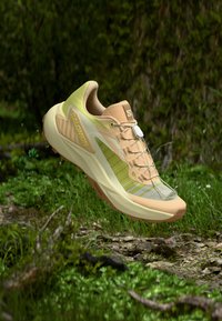 Ei valittu, almond cream/transparent yellow/sun