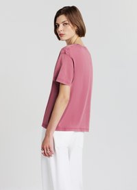 Calliope EFFETTO SLAVATO - T-shirt basic - rosa fard
