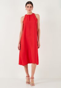 Unselected, coral