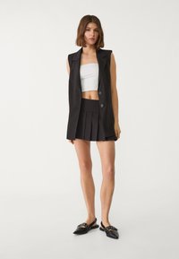 Stradivarius Jupe trapèze - black