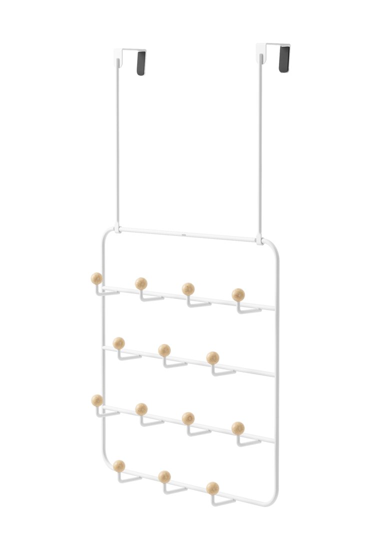 Biały metalowy wieszak z dwunastoma naturalnymi drewnianymi haczykami, o prostokątnym kształcie i prostym designie, służący do efektywnej organizacji przedmiotów.