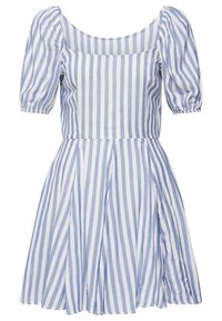 Robe à rayures bleues et blanches avec manches bouffantes, encolure carrée, corsage ajusté et jupe évasée avec plis à la taille. Matière en coton.
