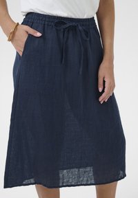 Cream Fustă în formă de A - dress blues