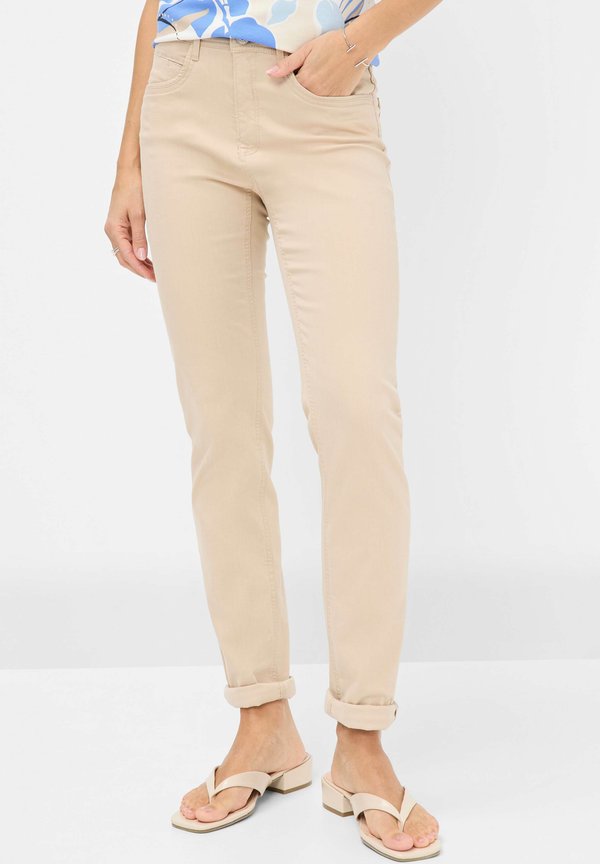 STYLE CAROLA - Jeans Slim Fit - almond