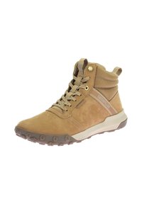 Botas altas de ante marrón con parte superior de tela texturizada, suela de goma, diseño de cordones y logo prominente en el lateral.