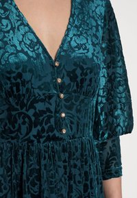 Love Copenhagen Cocktailklänning - mottled teal