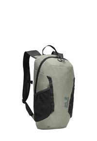 Kompakter Rucksack aus hellgrünem Stoff mit schwarzen Netzseitentaschen. Verfügt über einen Reißverschluss und gepolsterte Schultergurte für mehr Komfort.