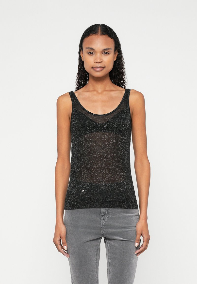 closed Top zwart closed Top zwart