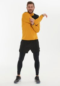 Endurance MIDLAYER - Longsleeve - golden yellow