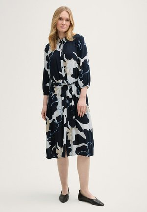 Blusenkleid - big floral shapes design