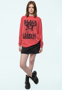 Paradiso Clothing SABBATH BAND SHOT LONG SLEEVE - Long sleeved top - red