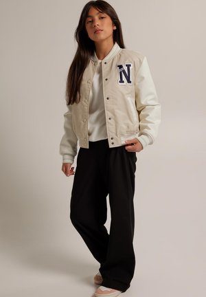 America Today, PALMER JR - Pantalones - black