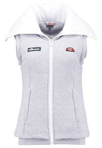 Gilet sans manches zippé gris avec un col oversized blanc, arborant le logo "ellesse" et un petit logo multicolore sur la poitrine.
