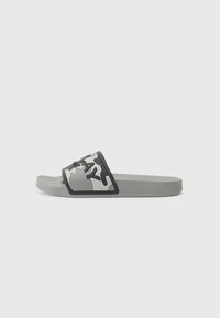 Non sélectionné, military grey