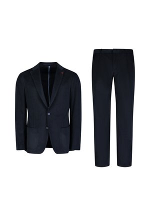 Mørk navy jakkesæt bestående af en enkeltknapsjakke med slå-om-kraver og matchende bukser, begge med en glat tekstur og et diskret design.