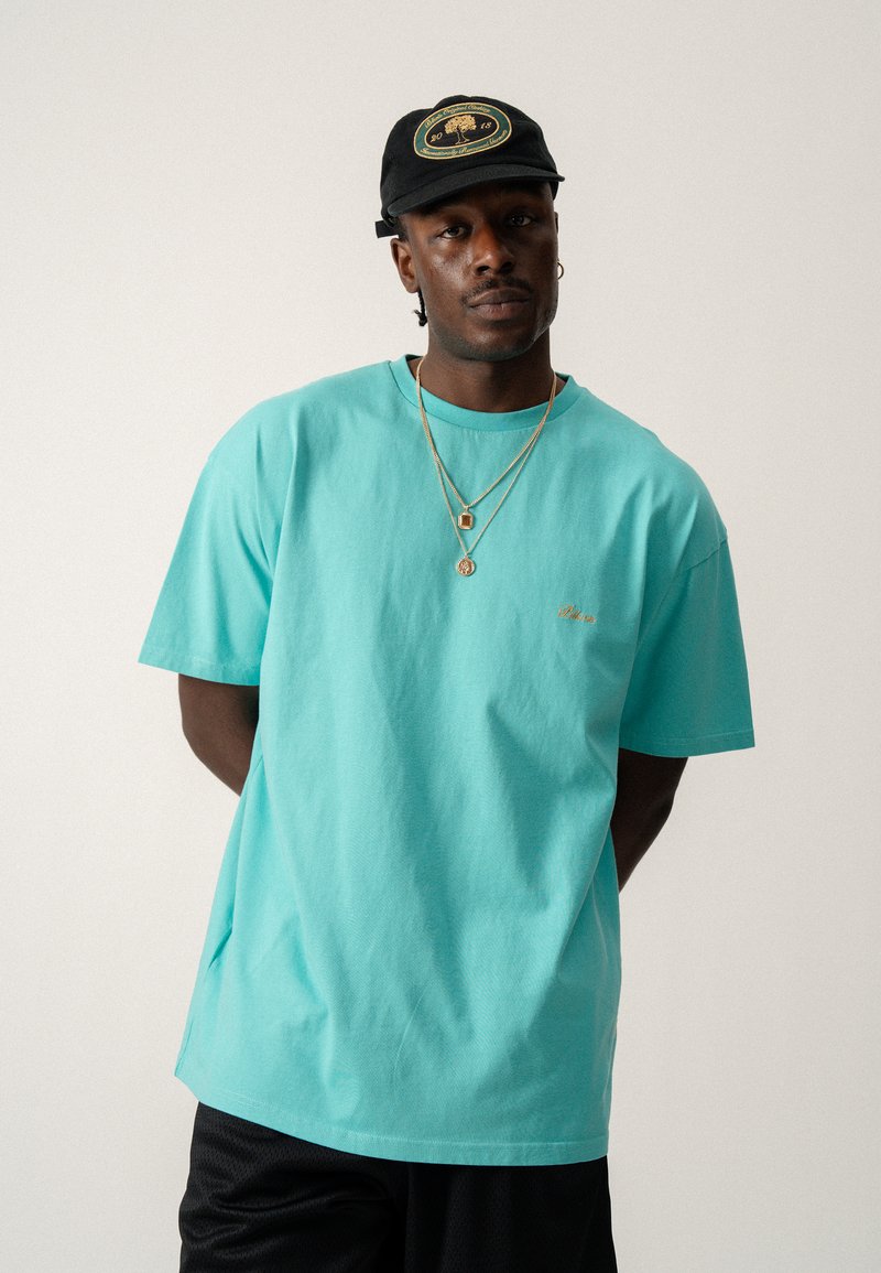 BLKVIS SCRIPT TEE UNISEX - Navadna majica - blue turquoise