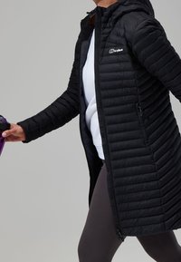 Berghaus Vinterkappa /-rock - black