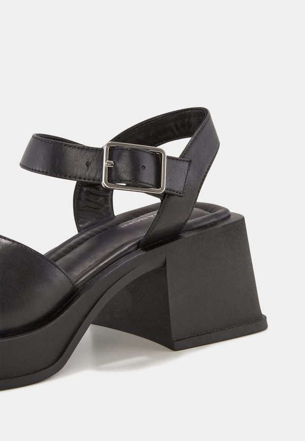 HENNIE - Ankle cuff sandals3