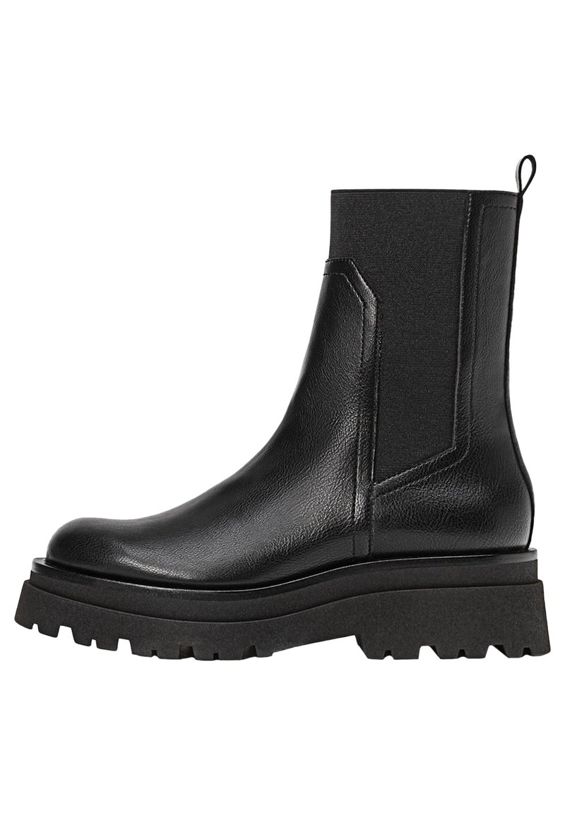 Stradivarius Enkellaarsjes met plateauzool zwart