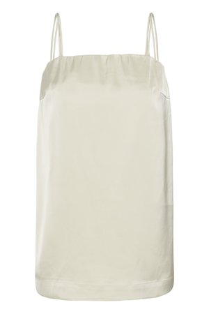 Αμάνικο μπεζ σατεν τοπ με λεπτά διπλά ιμάντες στους ώμους και ίσια λαιμόκοψη.