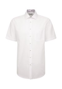 Camicia bianca a maniche corte con apertura a bottoni, caratterizzata da un colletto interno a fantasia, una tasca sul petto e tessuto liscio e uniforme.