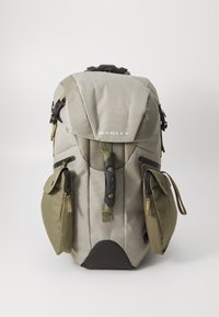 LATITUDE BACKPACK UNISEX - Sac à dos - boulder green