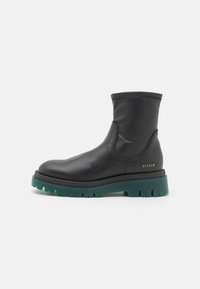 Copenhagen Studios CPH1007 - Bottines à plateau - black/green