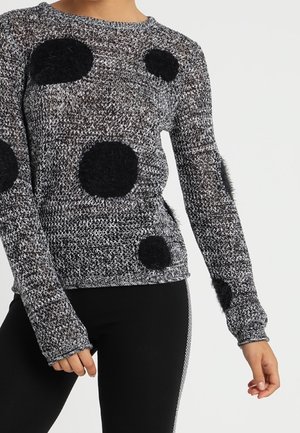 Sweter