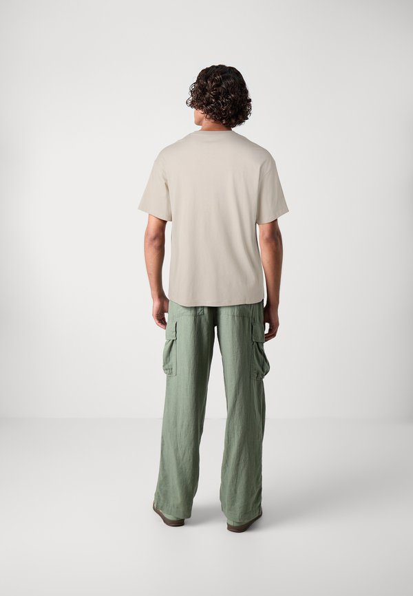 JJELEGACY BLOCKING TEE O-NECK - Print T-shirt - moonbeam detail:blocking3