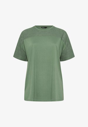 Grünes kurzärmeliges T-Shirt mit strukturiertem Strickmuster an Schultern und Ärmeln, rundem Ausschnitt und lockerer Passform.