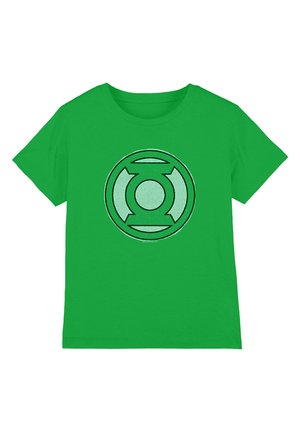 Grünes T-Shirt mit kurzen Ärmeln und einem großen hellgrünen und schwarzen Green Lantern-Symbol, das vorne in der Mitte platziert ist.