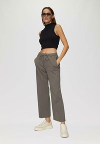 QS Broek - grau