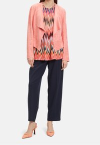 Betty Barclay Lehká bunda - pink