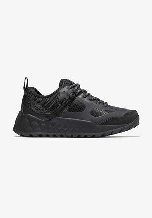 SOLAR WAVE TR LOW - Sneaker low - jet black