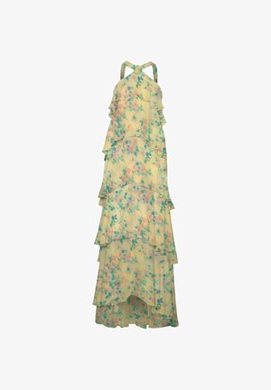 Robe longue jaune à col licou avec volants superposés et imprimé floral pastel aux tons bleus et roses.