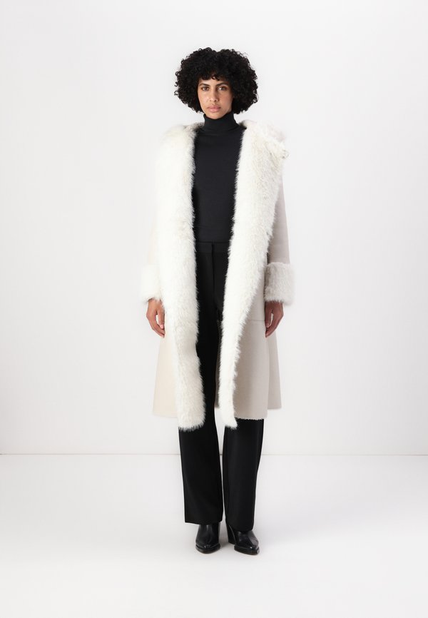 KLARISSA  - Winter coat3