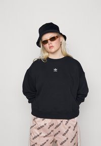 adidas Originals Camisola - black