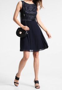 s.Oliver BLACK LABEL Koktejlové šaty / šaty na párty - dark blue