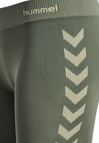 Hummel FIRST SEAMLESS  - Leggings - sea spray