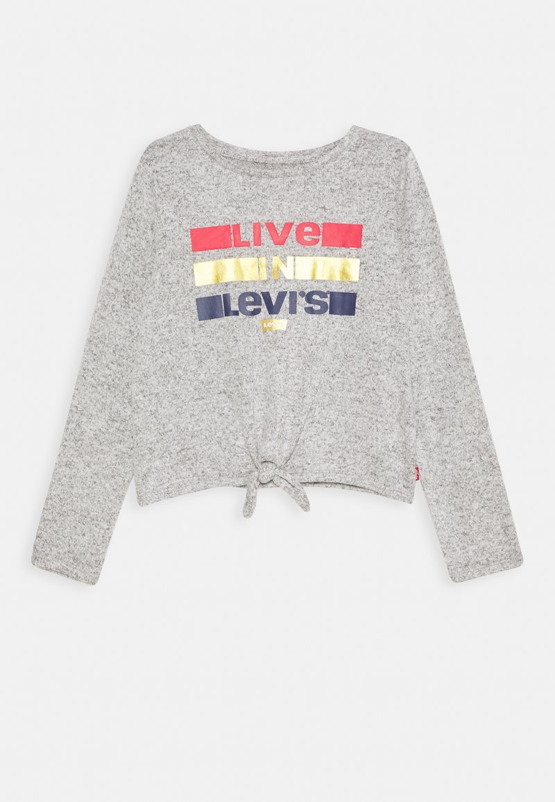 Pull gris à manches longues avec nœud devant et blocs rouges, dorés et bleu marine formant "Live In Levi's" sur la poitrine.
