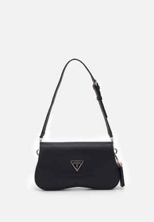 Bolso cruzado texturizado negro con un logo triangular dorado. Cuenta con una correa ajustable y cierre de broche, diseñado en una forma elegante y moderna.