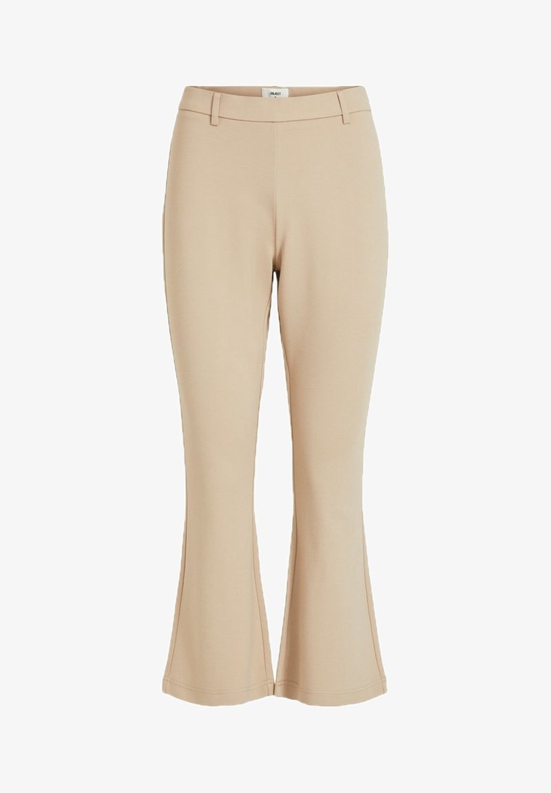 Pantalons beiges taille haute avec passants de ceinture, jambe supérieure ajustée et bas légèrement évasés.