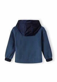 Giacca in pile blu navy con cappuccio in contrasto blu navy, polsini elasticizzati e vestibilità comoda. Texture morbida con una finitura liscia.