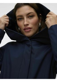 Vero Moda VMSOFTSHELLDONA WRP GA BOO - Kratek plašč - navy blazer