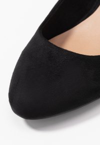 Call it Spring Avokkaat - black